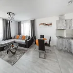 Next To Gondola Stylish And Charming شقة بانسكو
