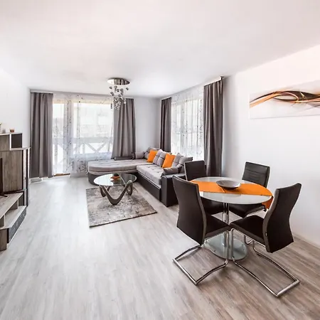 Next To Gondola Stylish And Charming *